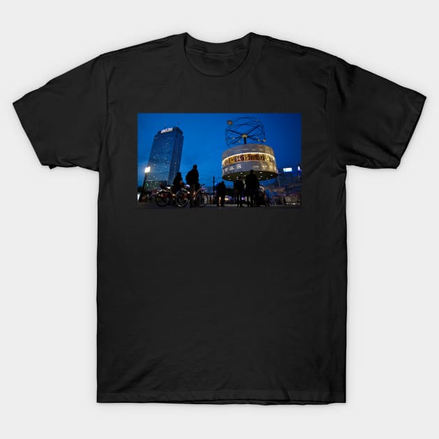 Berlin Alexanderplatz night Scene, with the Weltzeituhr (World Time Clock), built in 1969, and the Park Inn Hotel highrise in the background T-Shirt by Reinvention